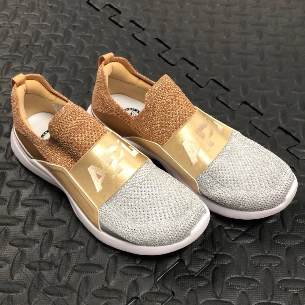 APL Techloom Bliss Sneakers *NEVER WORN*